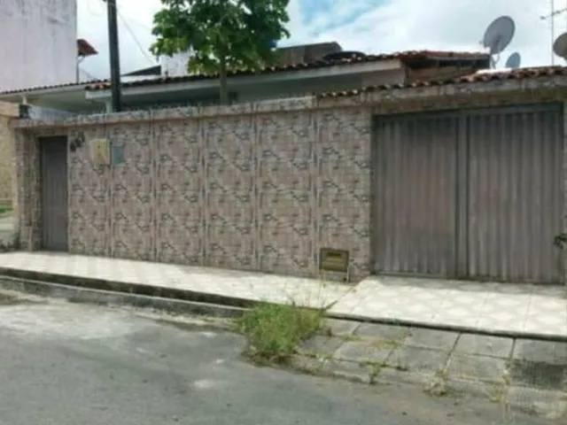 Imagem: Casa na Gruta, Transversal a Av. Rotary