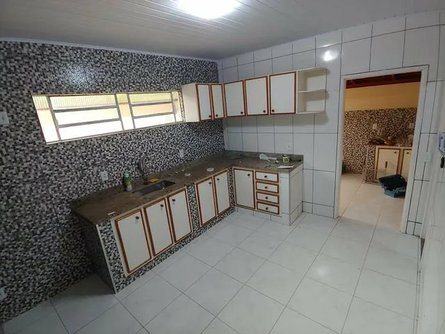Imagem: Alugo Casa 4 Quartos