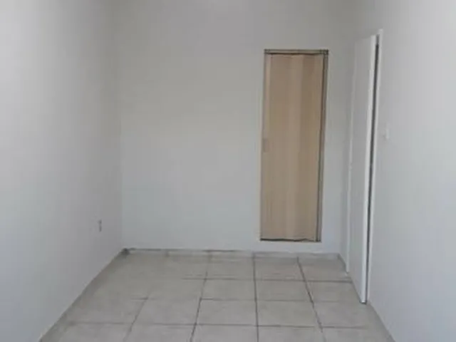 Imagem 5: Casa Linda com Terraço