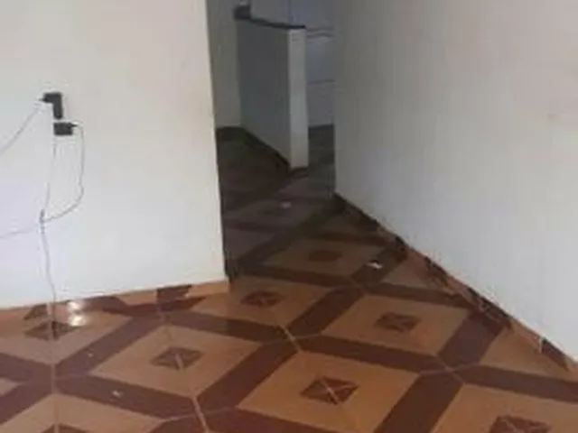 Imagem: Alugo Casa Grande