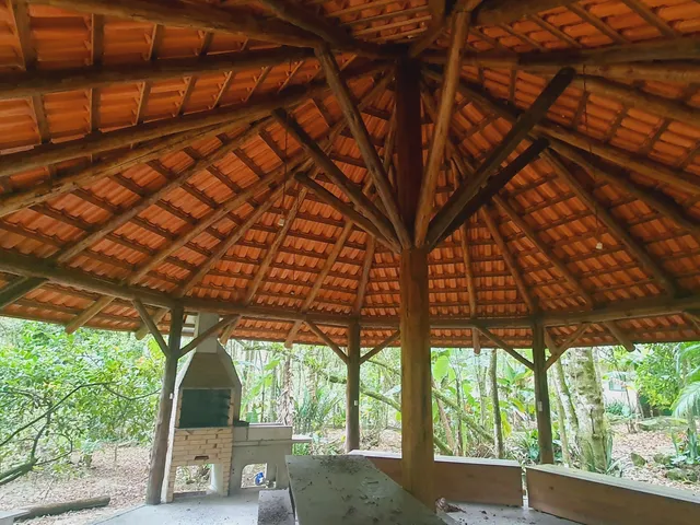 Imagem 10: Sitio com Rio a Venda em Canelinha