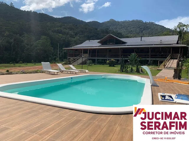 Imagem: Fazenda a Venda em Tijucas com Grande Esturura