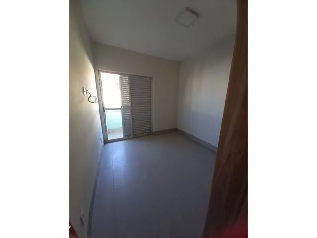 Imagem 10: Sobrado Reformado em Condominio