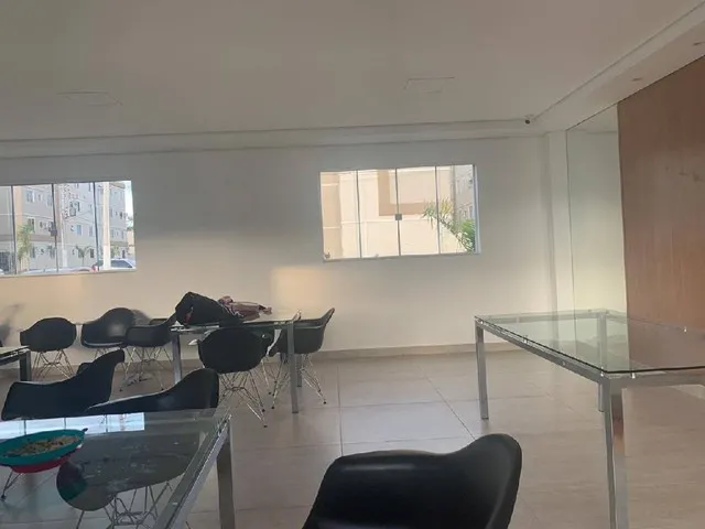 Imagem 3: Apartamento para Aluguel Tem 40 Metros Quadrados com 2 Quartos em Jardim Petrópolis