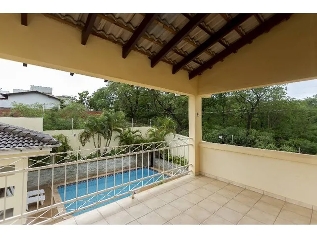 Imagem 16: Linda Casa com Piscina!