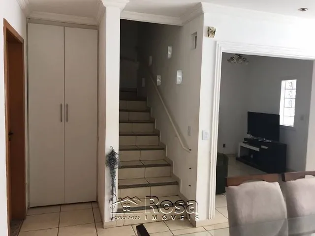 Imagem: Casa com Piscina