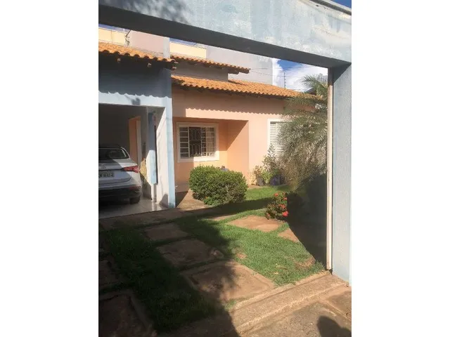Imagem 2: Casa Térrea Bem Localizada