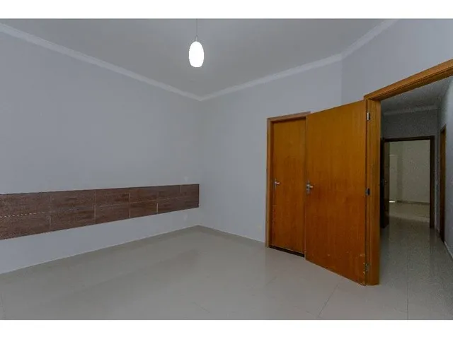 Imagem 10: Casa Térrea C/ 04 Quartos!
