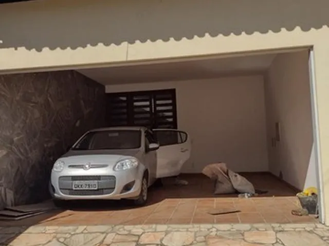 Imagem 2: Casa 4 Dormitórios Ou + para Venda em Aracaju, São José, 7 Dormitórios, 3 Suítes, 6