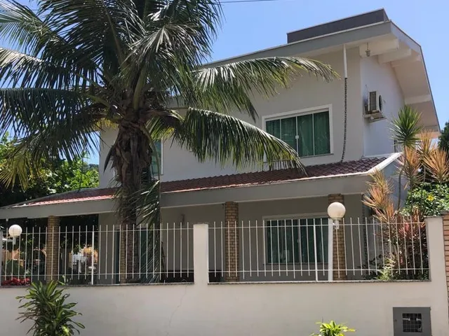 Imagem 4: Belo Sobrado Próximo a Praia do Quilombo