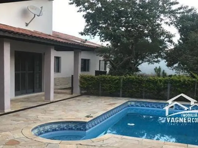 Imagem 2: Casa com 03 Dormitórios Sendo 01 Suite na Vila Geny a Venda