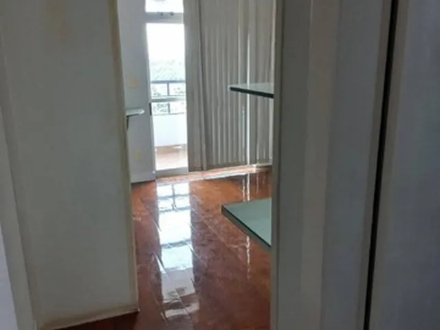 Imagem 6: Vendo Excelente Apartamento no Edifício Assunção, na Praça da Matriz