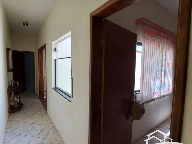 Imagem: Sobrado com 03 Quartos no Bairro da Cruz