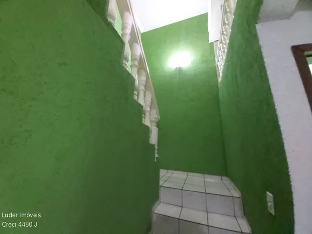 Imagem 4: Sobrado Triplex venda ou permura bairro Fazendinha, Curitiba