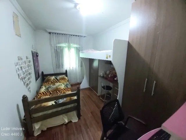 Imagem 15: Sobrado Triplex venda ou permura bairro Fazendinha, Curitiba