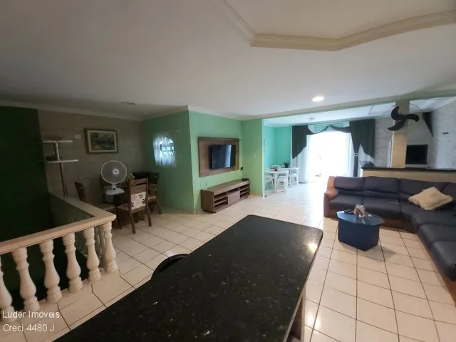 Imagem 8: Sobrado Triplex venda ou permura bairro Fazendinha, Curitiba