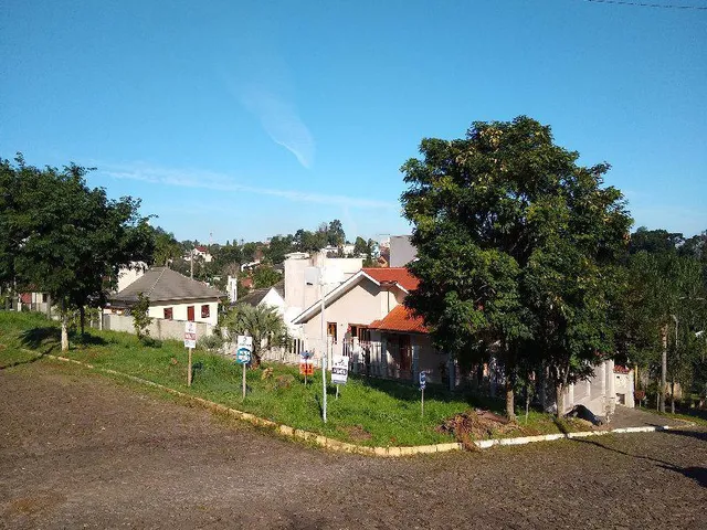 Imagem: Terreno com 2 Dormitorio(S) Localizado(A)