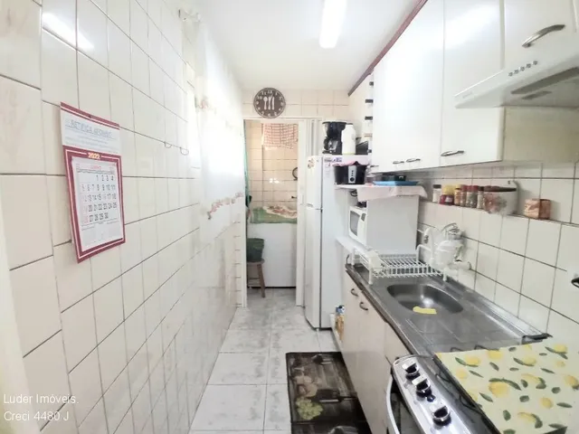 Imagem 2: Apartamento 3 dorms.57m² venda Cond. América Sul, C.Comprido, Curitiba