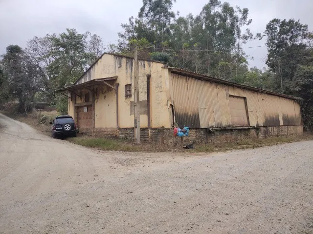 Imagem: Galpão 420,00 m², Terreno 2.300,00 m²