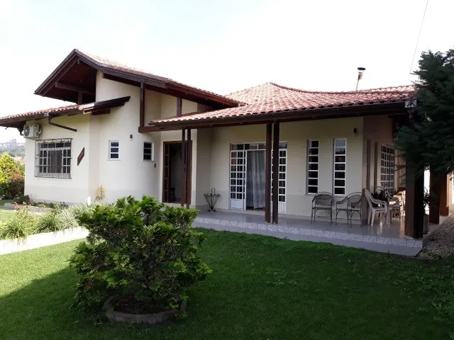 Imagem: Linda casa no bairro seminário - Taió