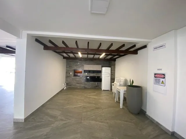 Imagem 12: Apartamento com 2 Dormitórios Sendo 1 Suíte, Vaga de Garagem Coberta, Área de Lazer