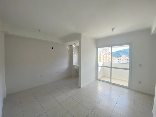 Imagem 13: Apartamento com 2 Dormitórios Sendo 1 Suíte, Vaga de Garagem Coberta, Área de Lazer