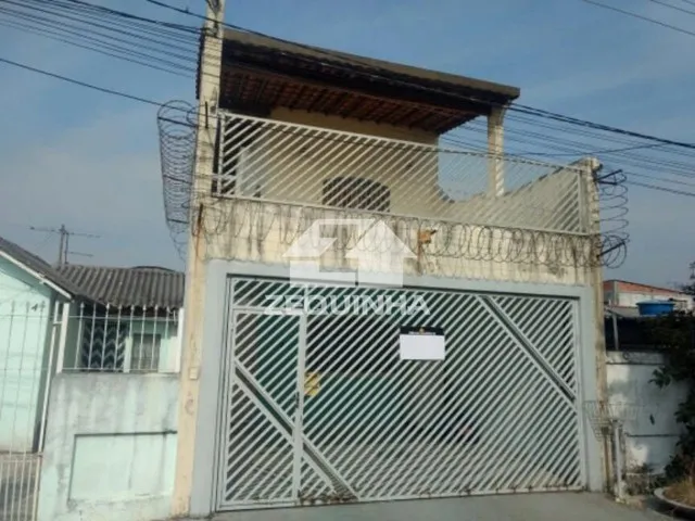 Imagem: A casa possui 2 Dormitórios, 2 Banheiros, 2 Vagas na