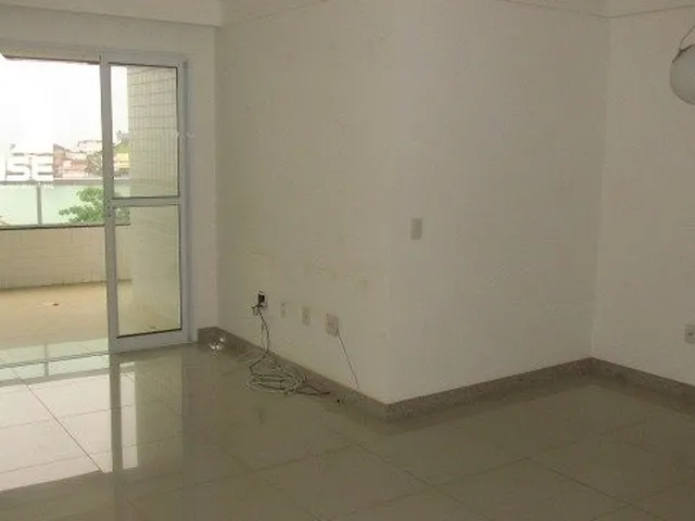Imagem 3: Vende-Se Apartamento, com 4 Quartos Sendo 2 Suítes, 2 Vagas de Garagem, Ampla Sala, Sol