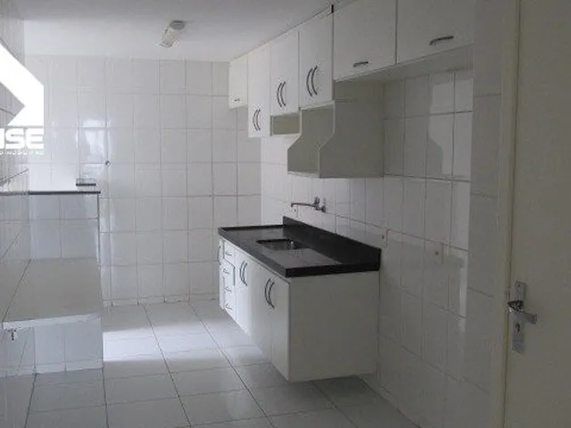 Imagem 4: Vende-Se Apartamento, com 4 Quartos Sendo 2 Suítes, 2 Vagas de Garagem, Ampla Sala, Sol