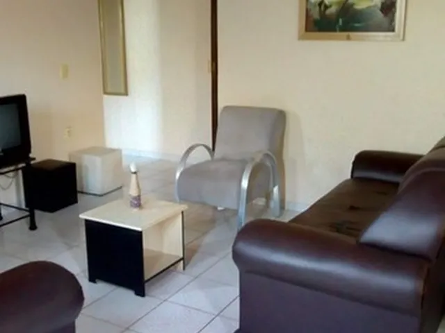 Imagem 2: Casa Duplex com 4 Quartos e 2 Suítes em Meaipe