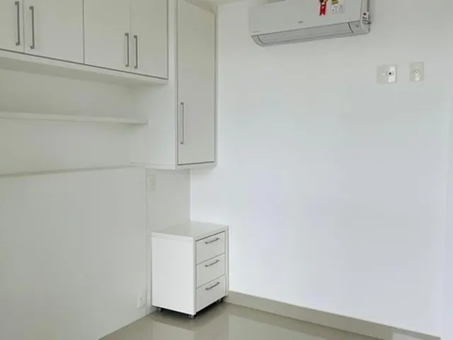 Imagem 2: Excelente Apartamento de 3 Quartos, Sendo 1 Suíte, Sala, Cozinha, Banheiro Social, 2