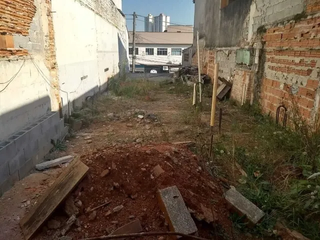 Imagem: Terreno com 125M² e Início de Construção