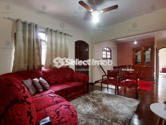 Imagem: Sobrado À Venda em Vila Assis Brasil