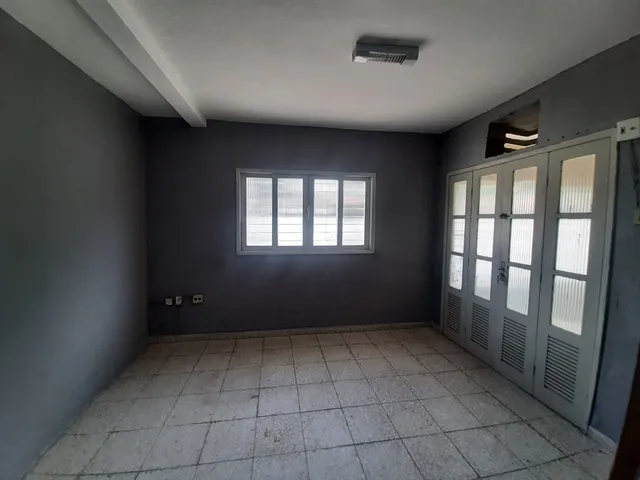 Imagem 10: Casa À Venda com Quatro (04) Quartos no Bairro do Hipódromo, Recife-Pe