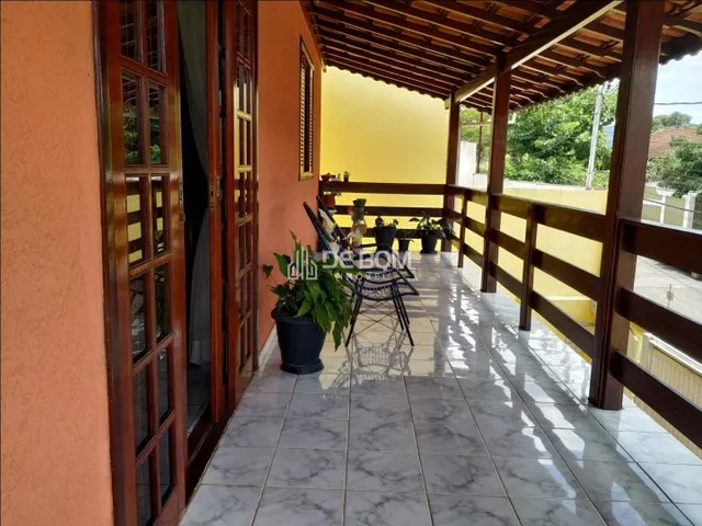 Imagem: Casa com Varanda