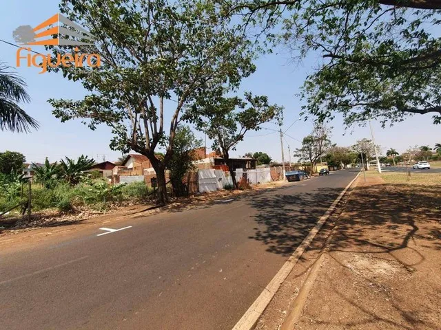 Imagem: Terreno Próximo À Região dos Lagos