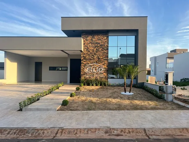 Imagem: Linda Casa Térrea a Venda no Condomínio