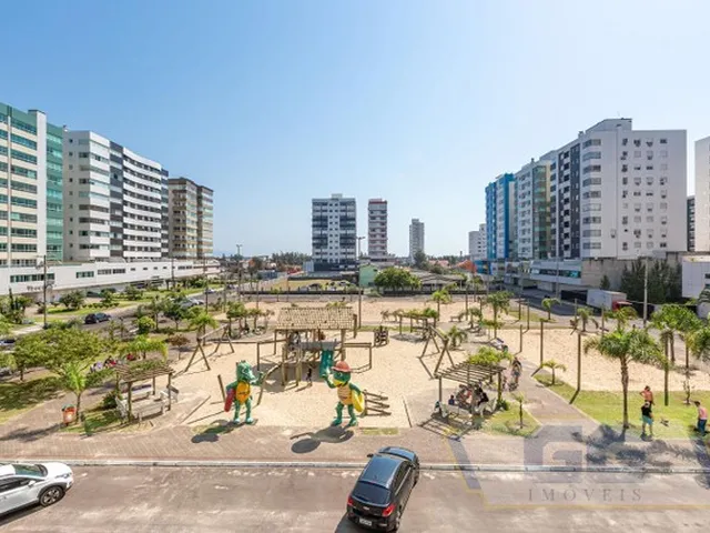 Imagem 3: Apartamento 3 Dormitórios para Venda em Capão da Canoa, Centro, 3 Dormitórios, 3