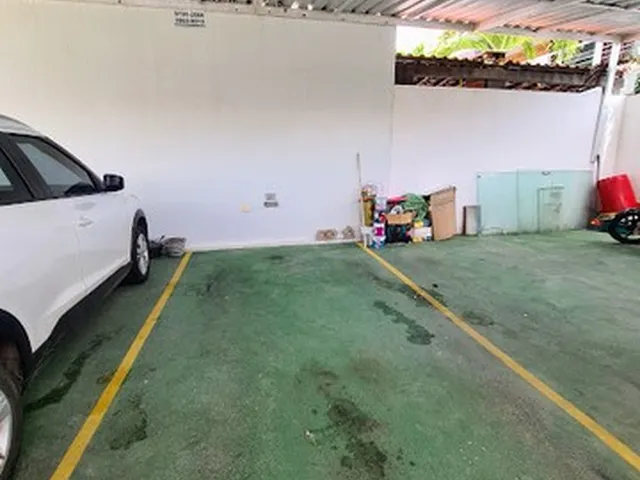 Imagem: A casa possui 2 Dormitórios, 3 Banheiros, 1 Vaga na