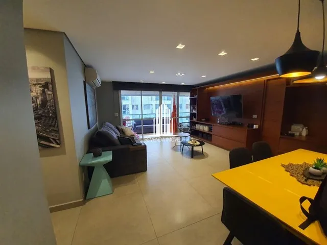 Imagem: Apartamento com 4 Dormitorios a Venda na