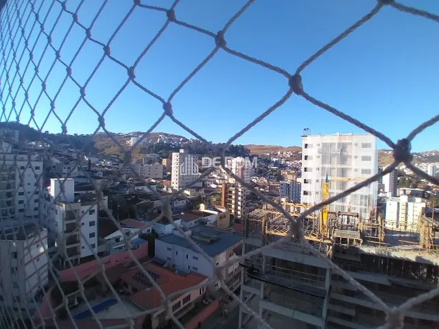 Imagem 14: Kitnet Totalmemte Mobiliada para Locação no Bairro São Benedito, com Cozinha