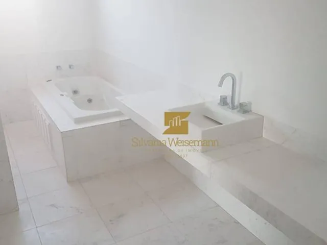 Imagem 4: Apartamento À Venda e Locação no Edifício Florest Hill com 05 Suítes Localizado No