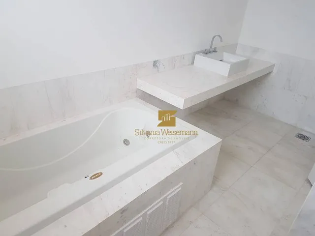 Imagem 5: Apartamento À Venda e Locação no Edifício Florest Hill com 05 Suítes Localizado No