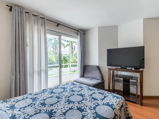 Imagem 8: Sobrado Triplex À Venda com 212 M², 4 Dormitórios, Sendo Uma Suíte no Bairro