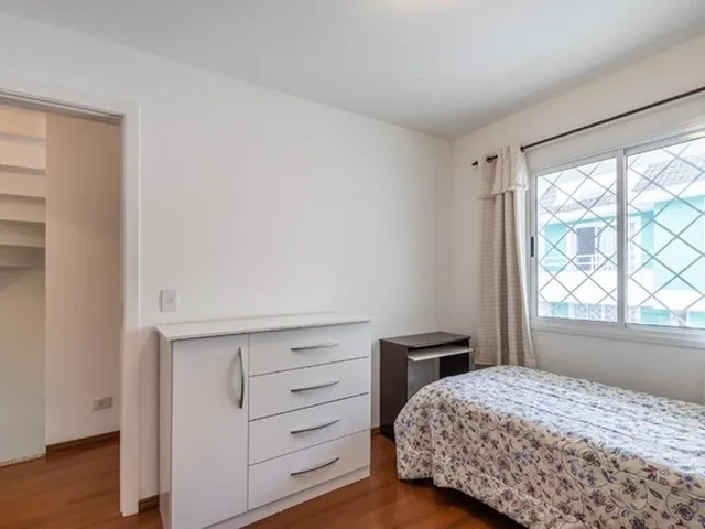 Imagem 13: Sobrado Triplex À Venda com 212 M², 4 Dormitórios, Sendo Uma Suíte no Bairro