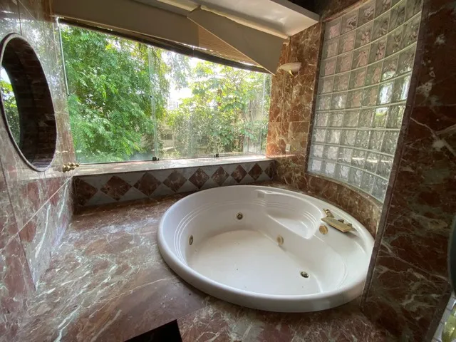 Imagem 5: Casa À Venda com 525M², 3 Dormitórios Sendo 3 Suítes e 4 Vagas no Poço, Recife