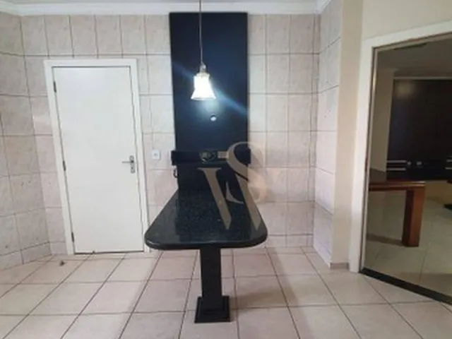 Imagem 7: Apartamento À Venda no Edifício Vega Plaza com 04 Quartos Sendo 02 Suítes no Bairro