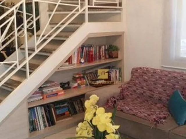 Imagem: A casa possui 3 Dormitórios, 1 Suíte, 3 Banheiros, 2