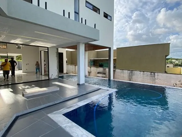 Imagem: Casa À Venda com 350M², 5 Dormitórios