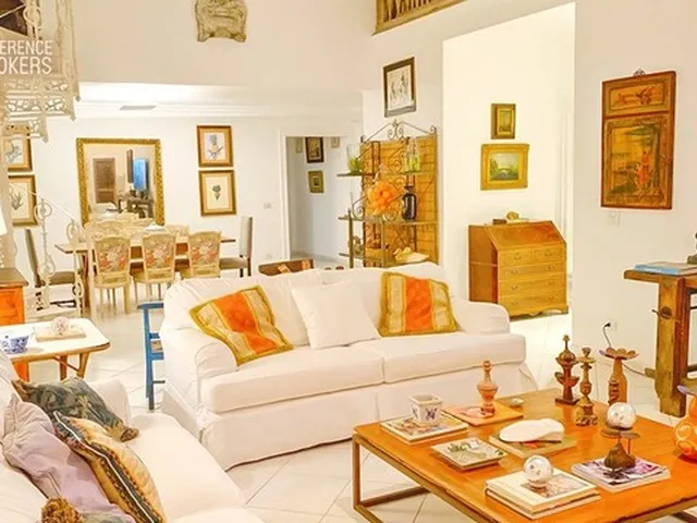 Imagem: Casa Ampla e Charmosa com 5 Suítes para